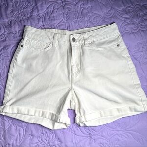 Women White Shorts